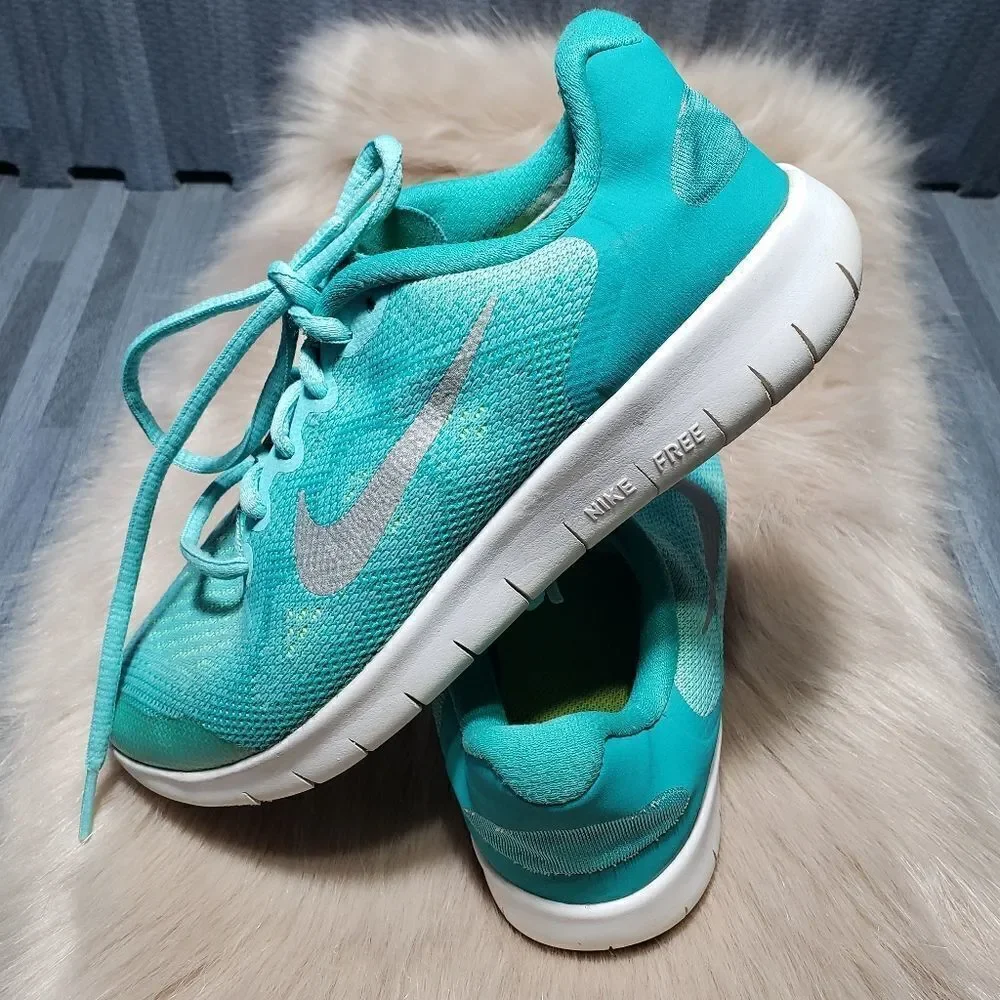 Nike girls' free rn 2017 shoes